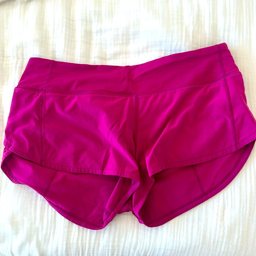 Lululemon Speed Up 2.5 Short!!